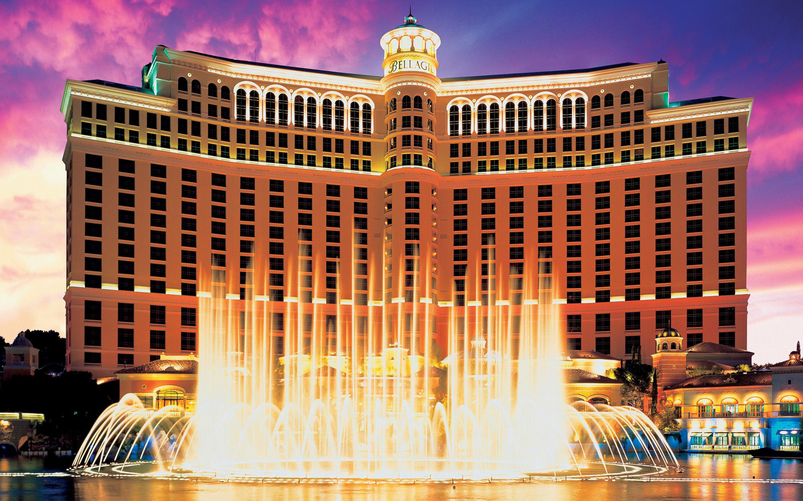 Bellagio Las Vegas Hotel and Casino at BestofVegas.com - Bellagio