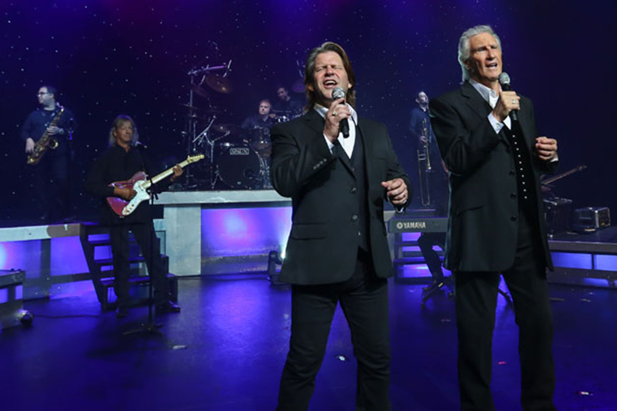 Righteous Brothers in Las Vegas at BestofVegas.com – Stage